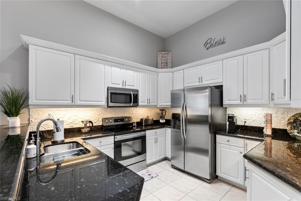 6051 Shallows Way , Naples, FL 34109 Photo