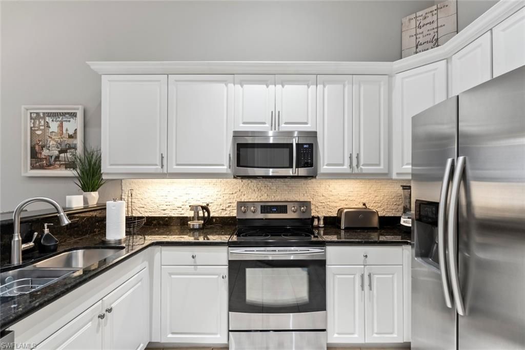 6051 Shallows Way , Naples, FL 34109 Photo