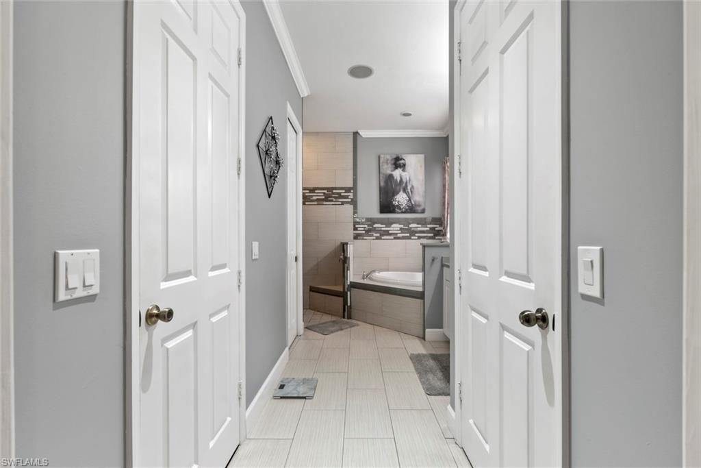 6051 Shallows Way , Naples, FL 34109 Photo