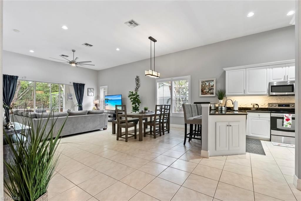 6051 Shallows Way , Naples, FL 34109 Photo