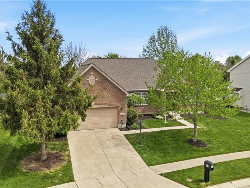 6899 Evergreen Circle, Huber Heights, OH 45424 Photo 3