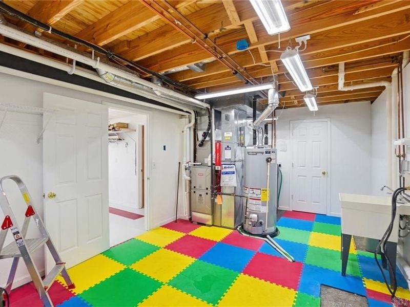 6899 Evergreen Circle, Huber Heights, OH 45424 Photo 44