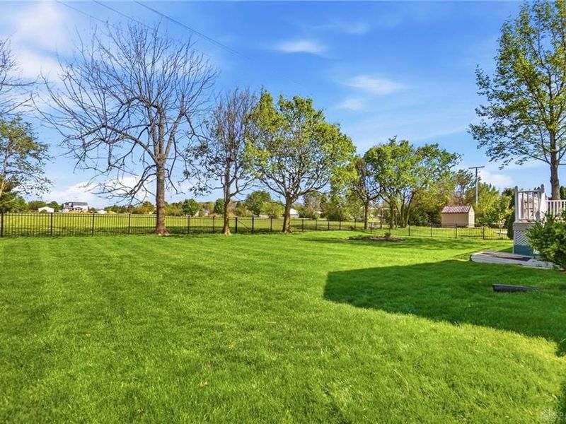 6899 Evergreen Circle, Huber Heights, OH 45424 Photo 53