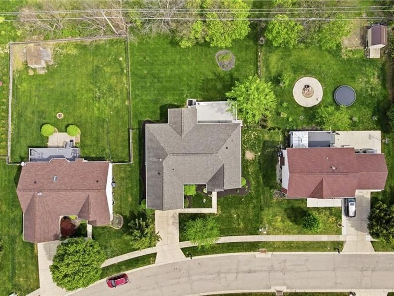 6899 Evergreen Circle, Huber Heights, OH 45424 Photo 6