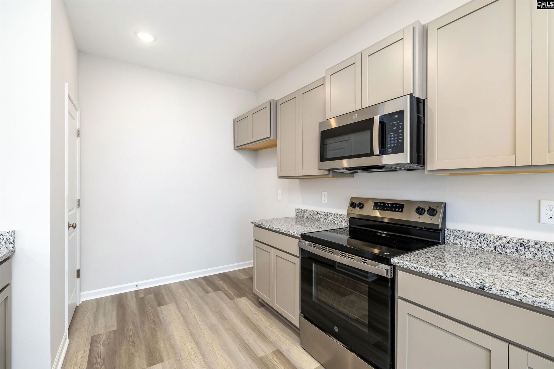 507 Bogarde Terrace  Photo 12