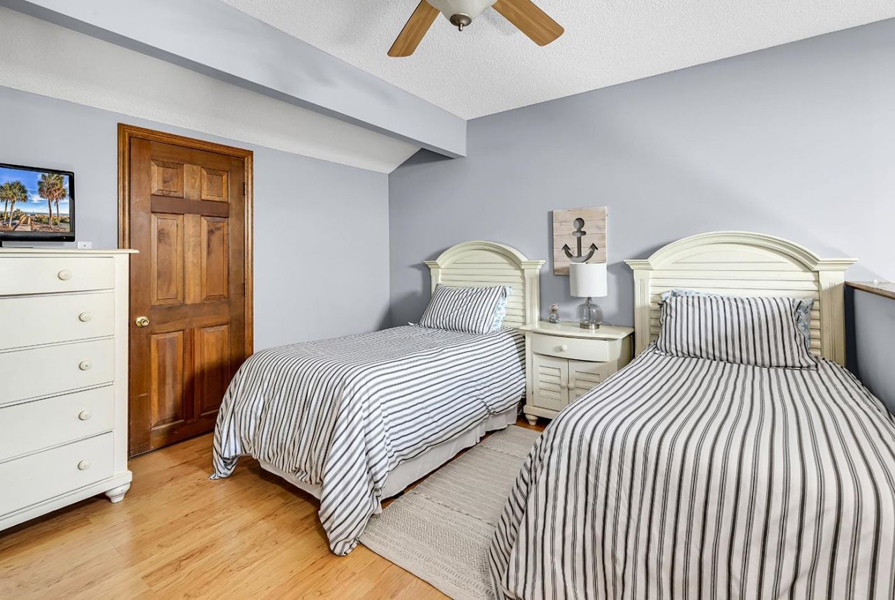 1509 N Waccamaw Dr.  Photo 19