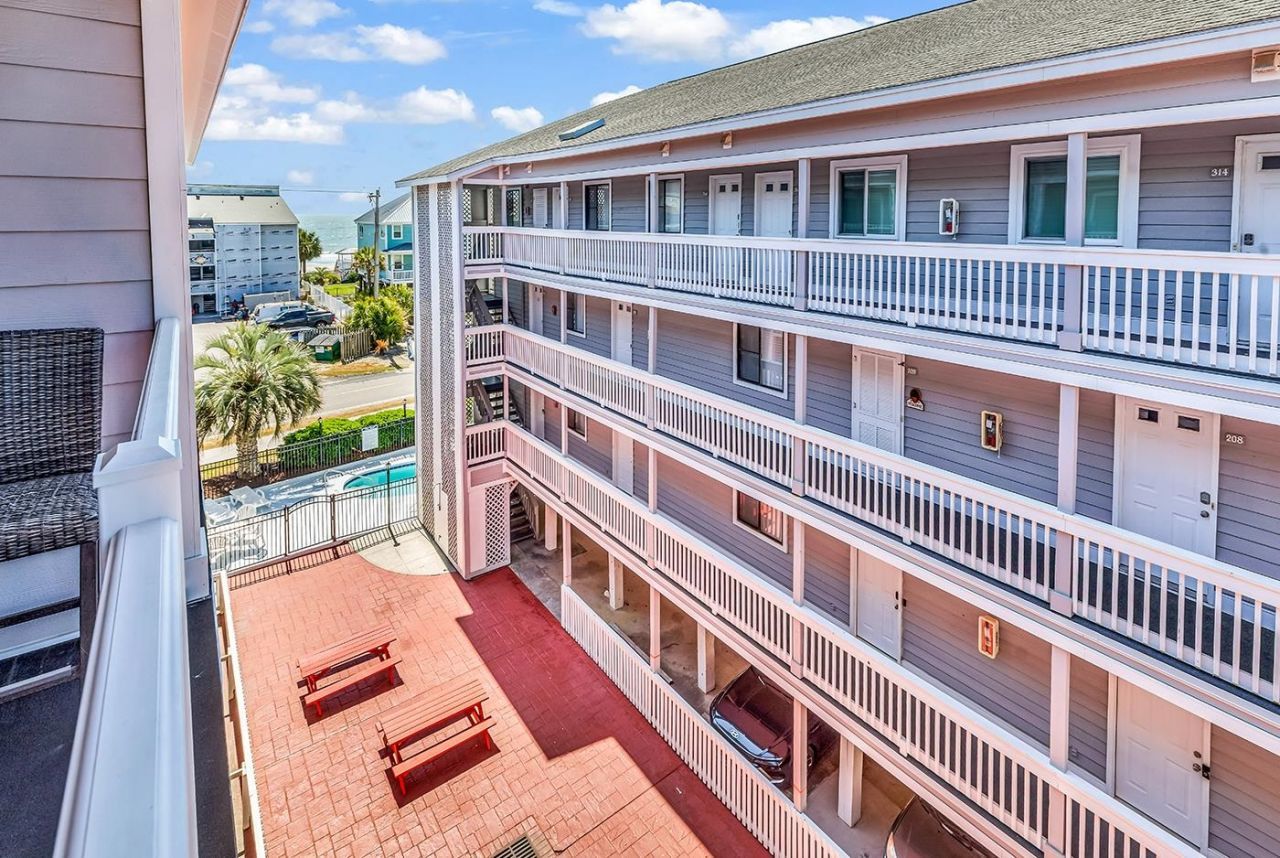 1509 N Waccamaw Dr.  Photo 27