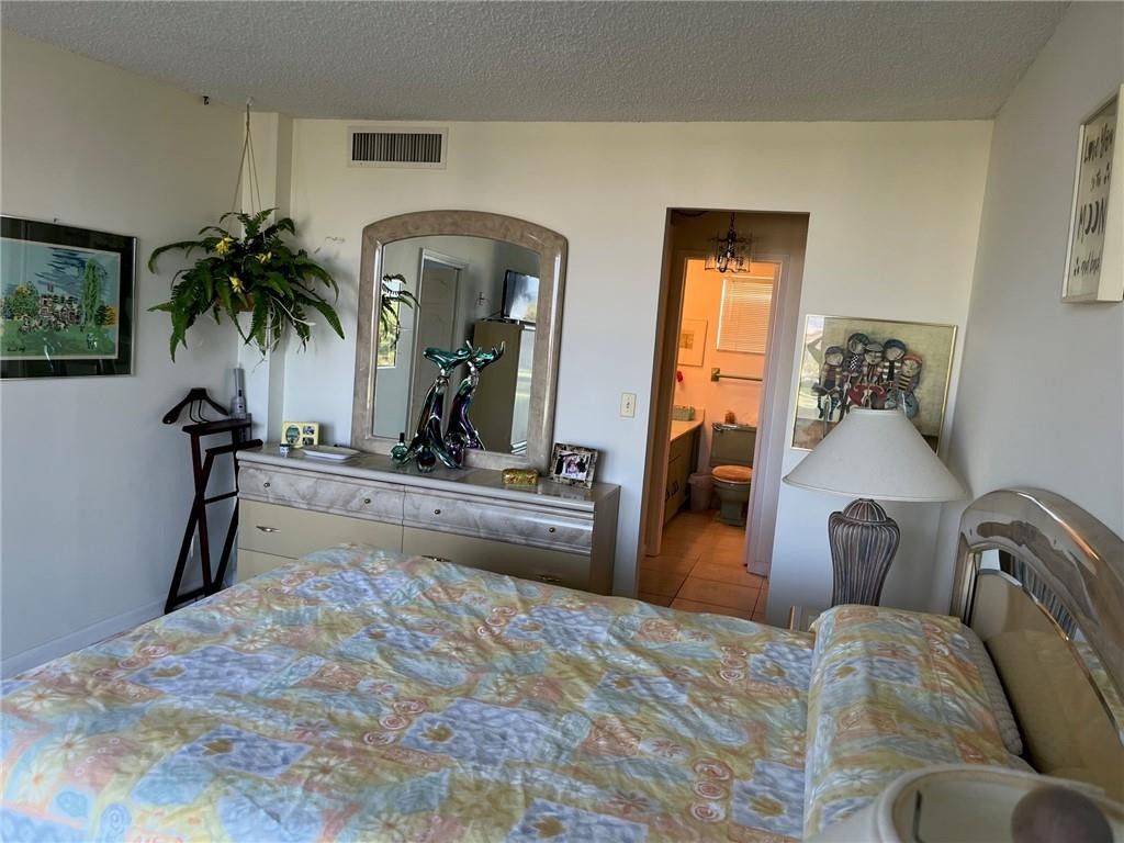 333 NE 21 Avenue, Unit 304, Deerfield Beach, FL 33441 Photo