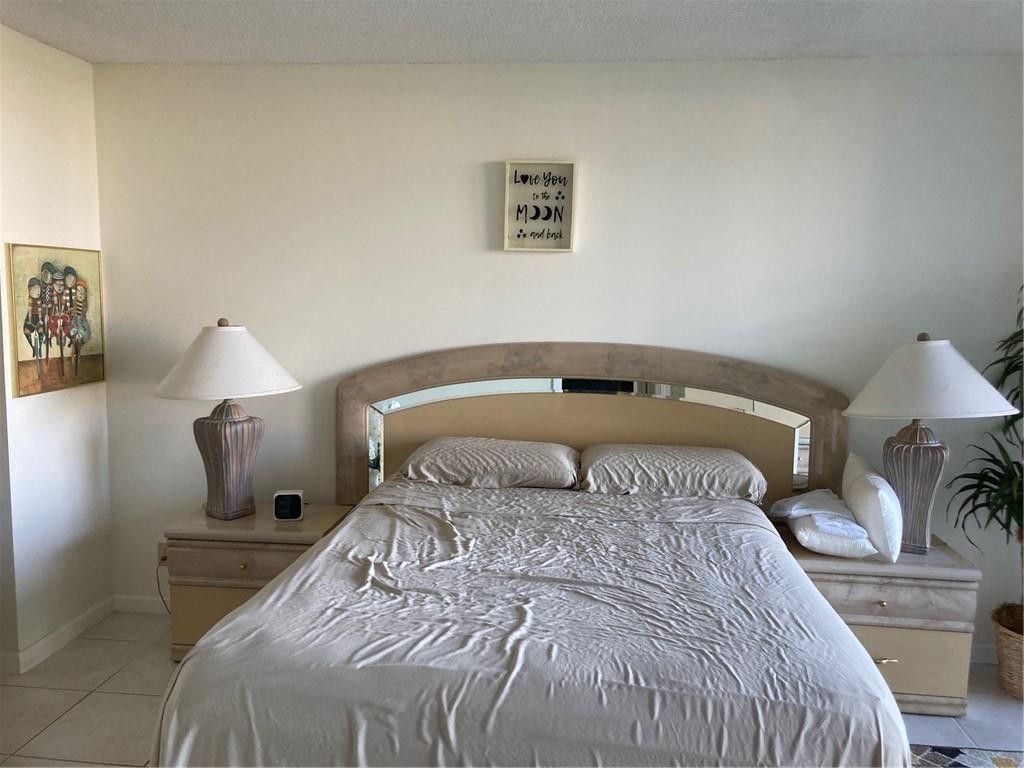 333 NE 21 Avenue, Unit 304, Deerfield Beach, FL 33441 Photo