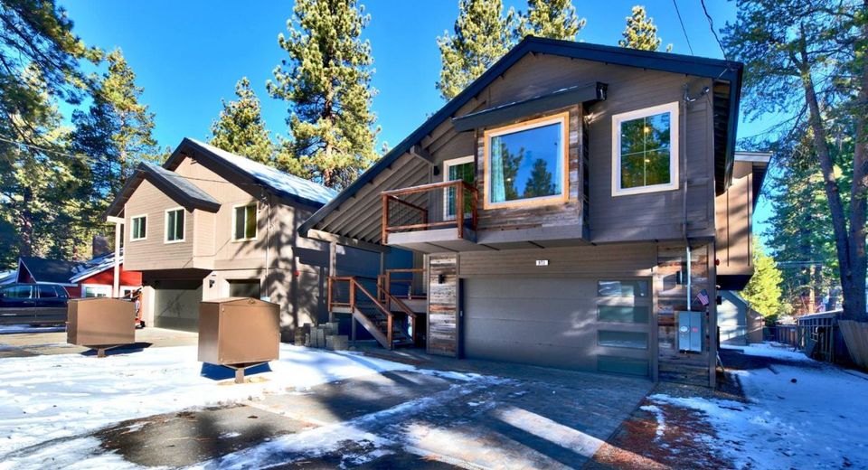 871 Glorene Avenue, South Lake Tahoe, CA 96150 Photo