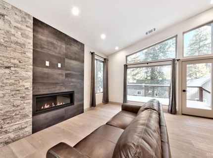871 Glorene Avenue, South Lake Tahoe, CA 96150 Photo