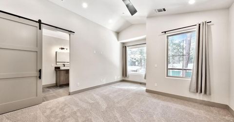 871 Glorene Avenue, South Lake Tahoe, CA 96150 Photo