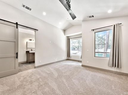 871 Glorene Avenue, South Lake Tahoe, CA 96150 Photo