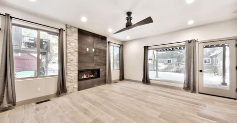 871 Glorene Avenue, South Lake Tahoe, CA 96150 Photo