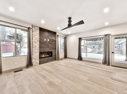 871 Glorene Avenue, South Lake Tahoe, CA 96150 Photo