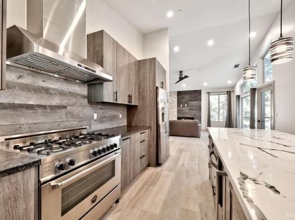 871 Glorene Avenue, South Lake Tahoe, CA 96150 Photo