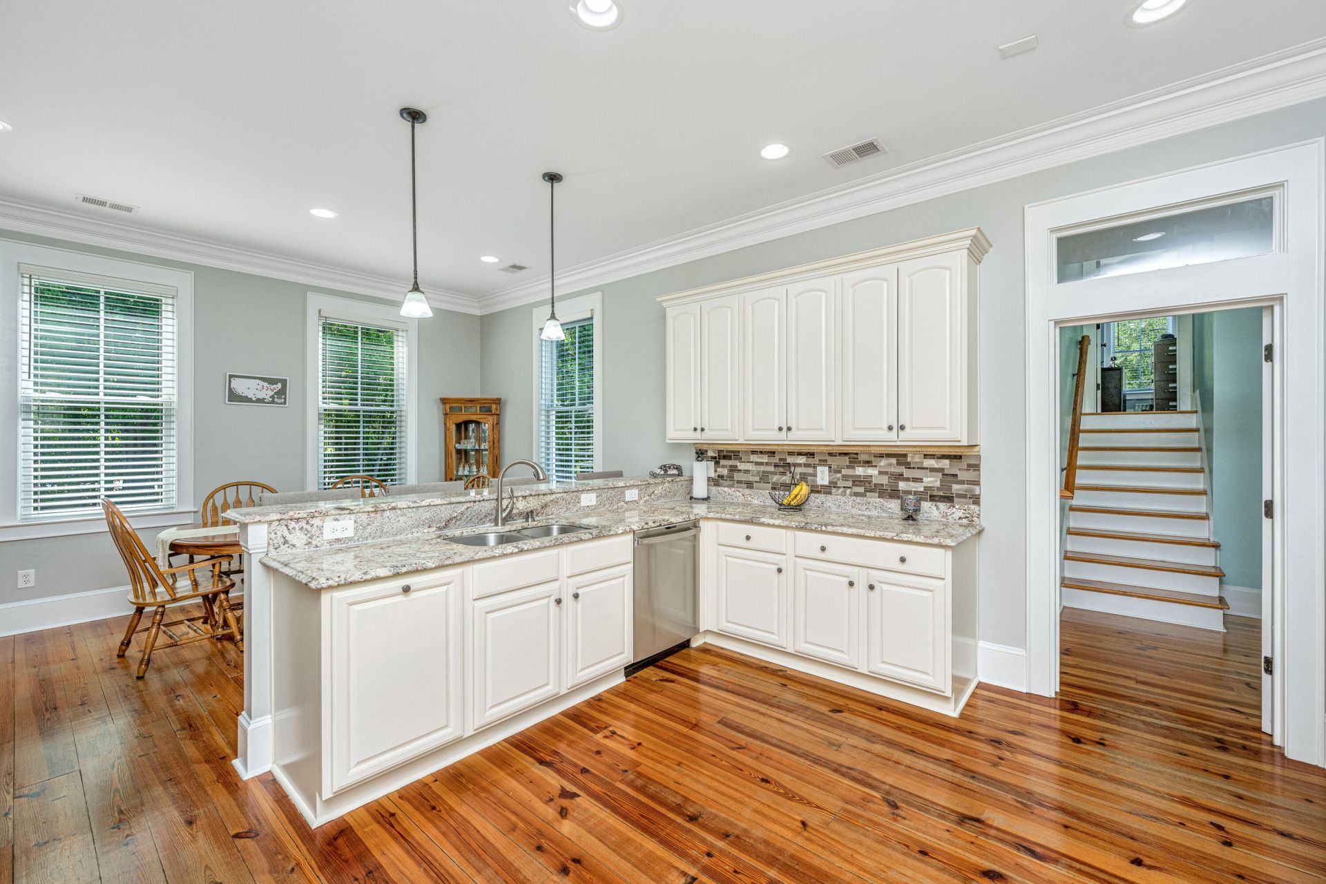 1732 W Canning Drive Photo 15