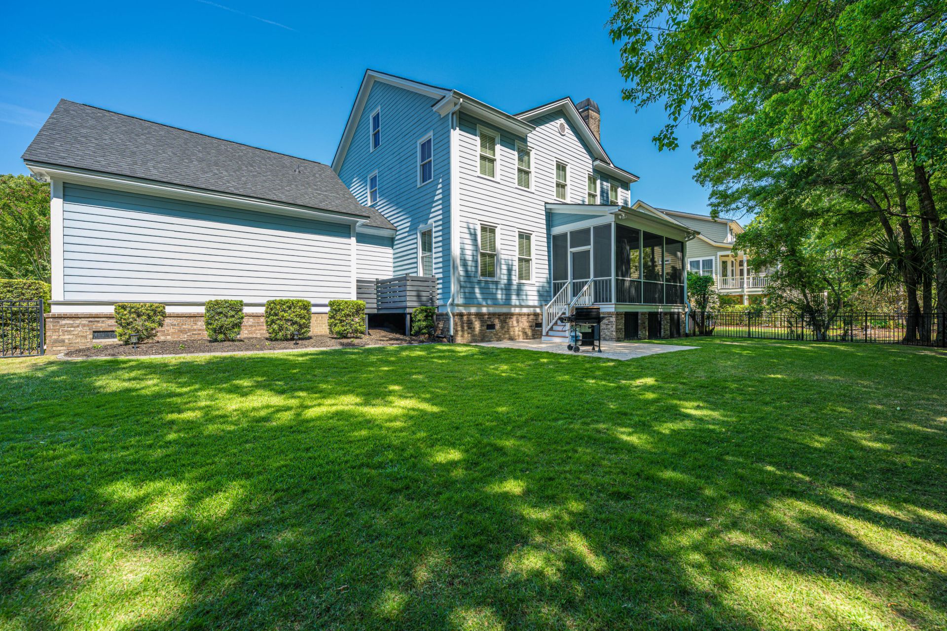 1732 W Canning Drive Photo 5