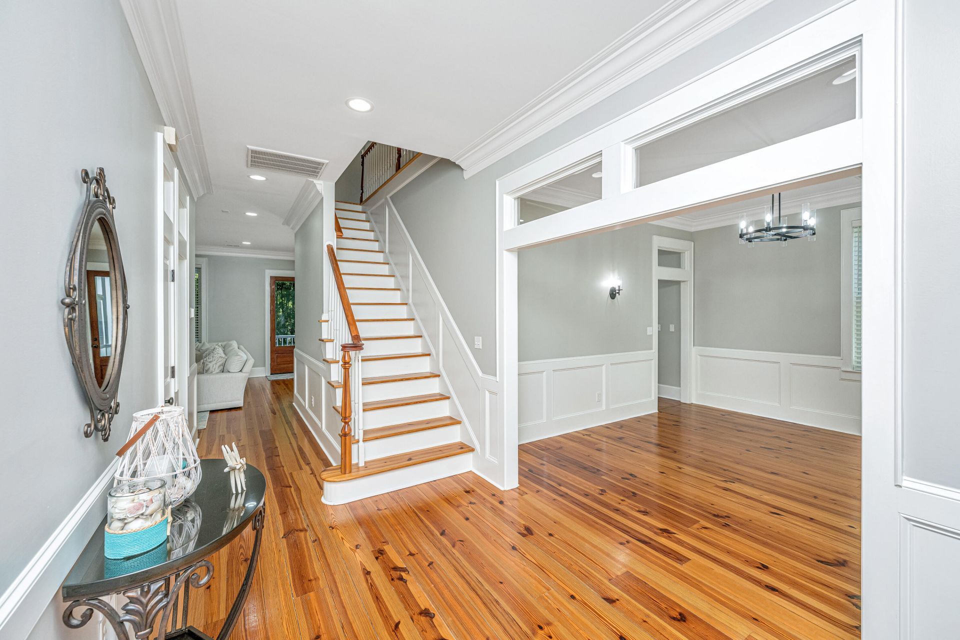 1732 W Canning Drive Photo 8