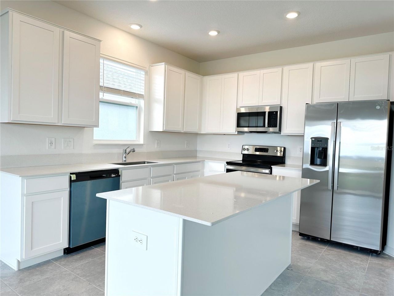 700 Daring Drive, Davenport, FL 33837 Photo