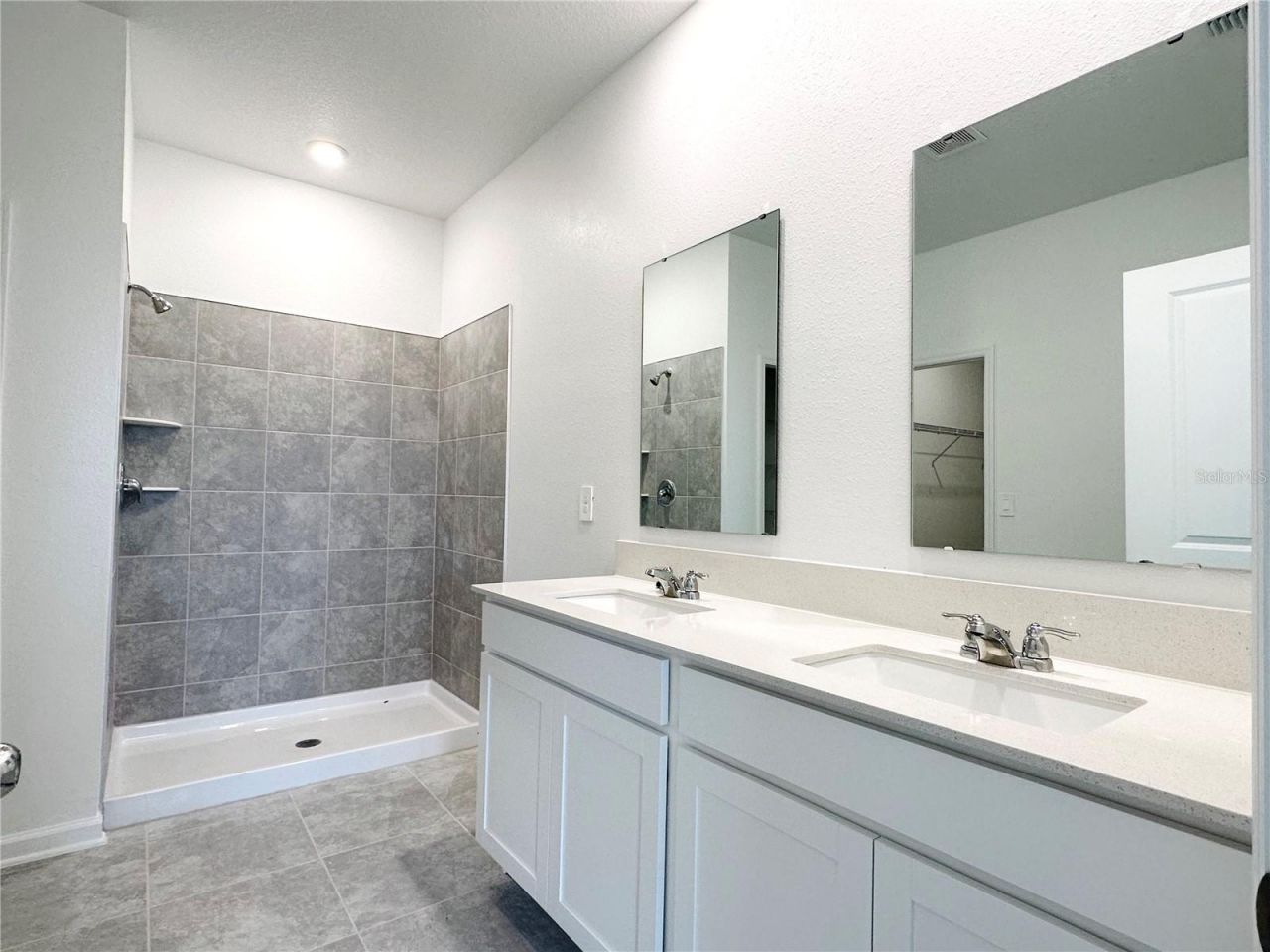 700 Daring Drive, Davenport, FL 33837 Photo