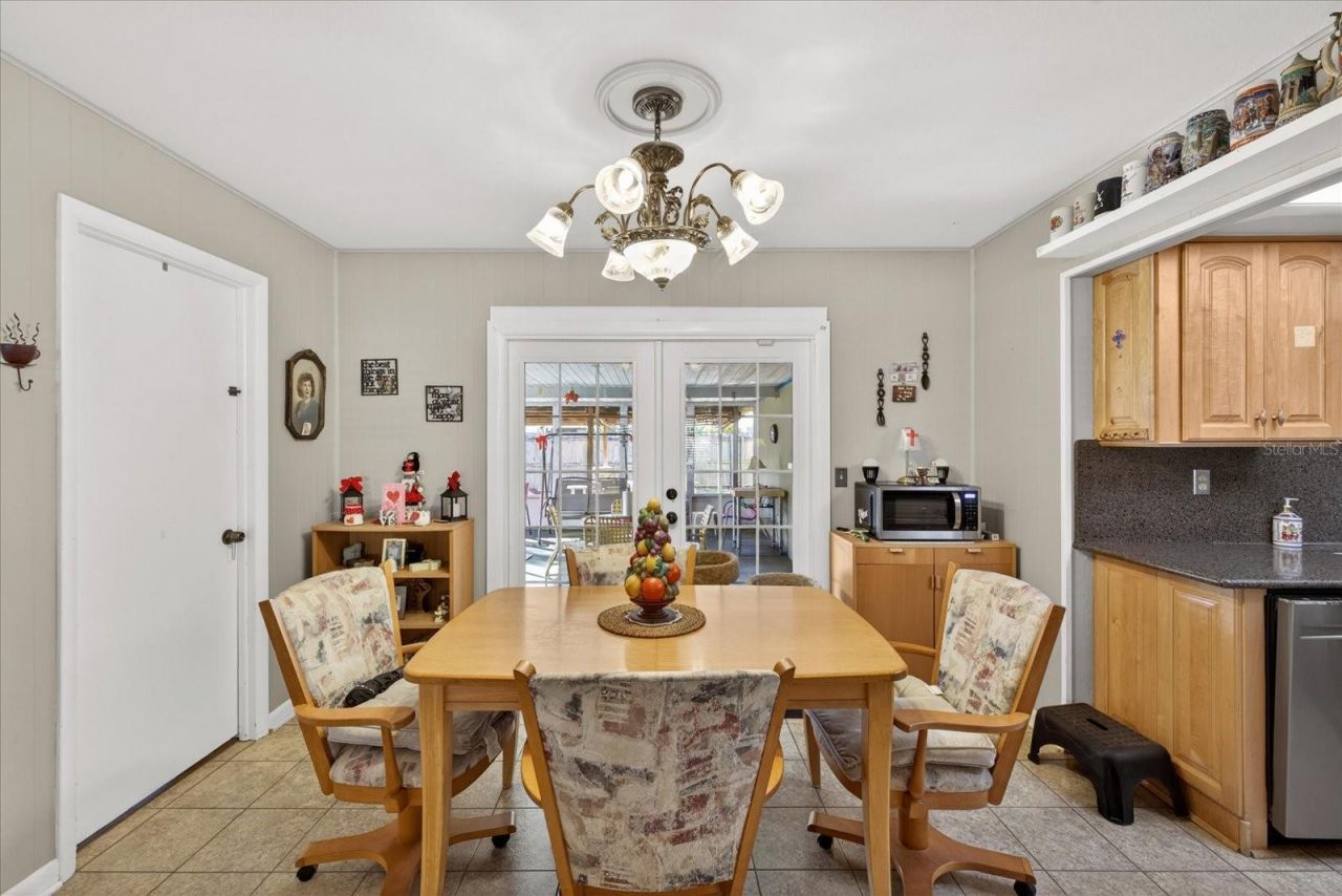 8404 Sandstone Court, Tampa, FL 33615 Photo