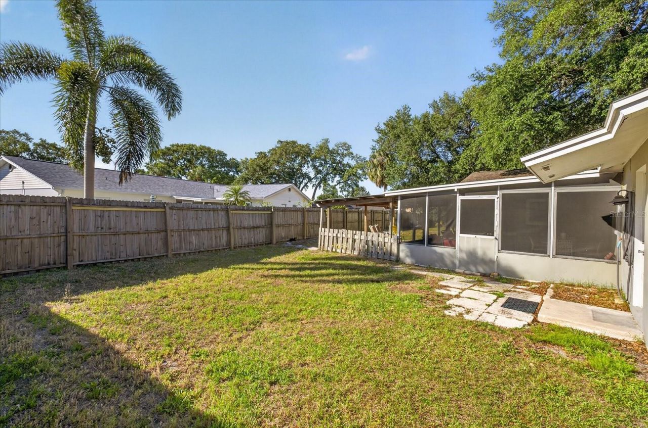8404 Sandstone Court, Tampa, FL 33615 Photo