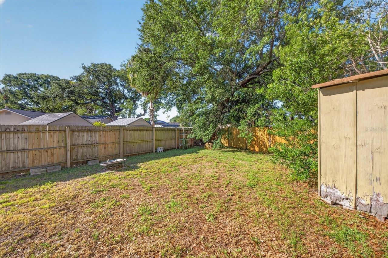 8404 Sandstone Court, Tampa, FL 33615 Photo