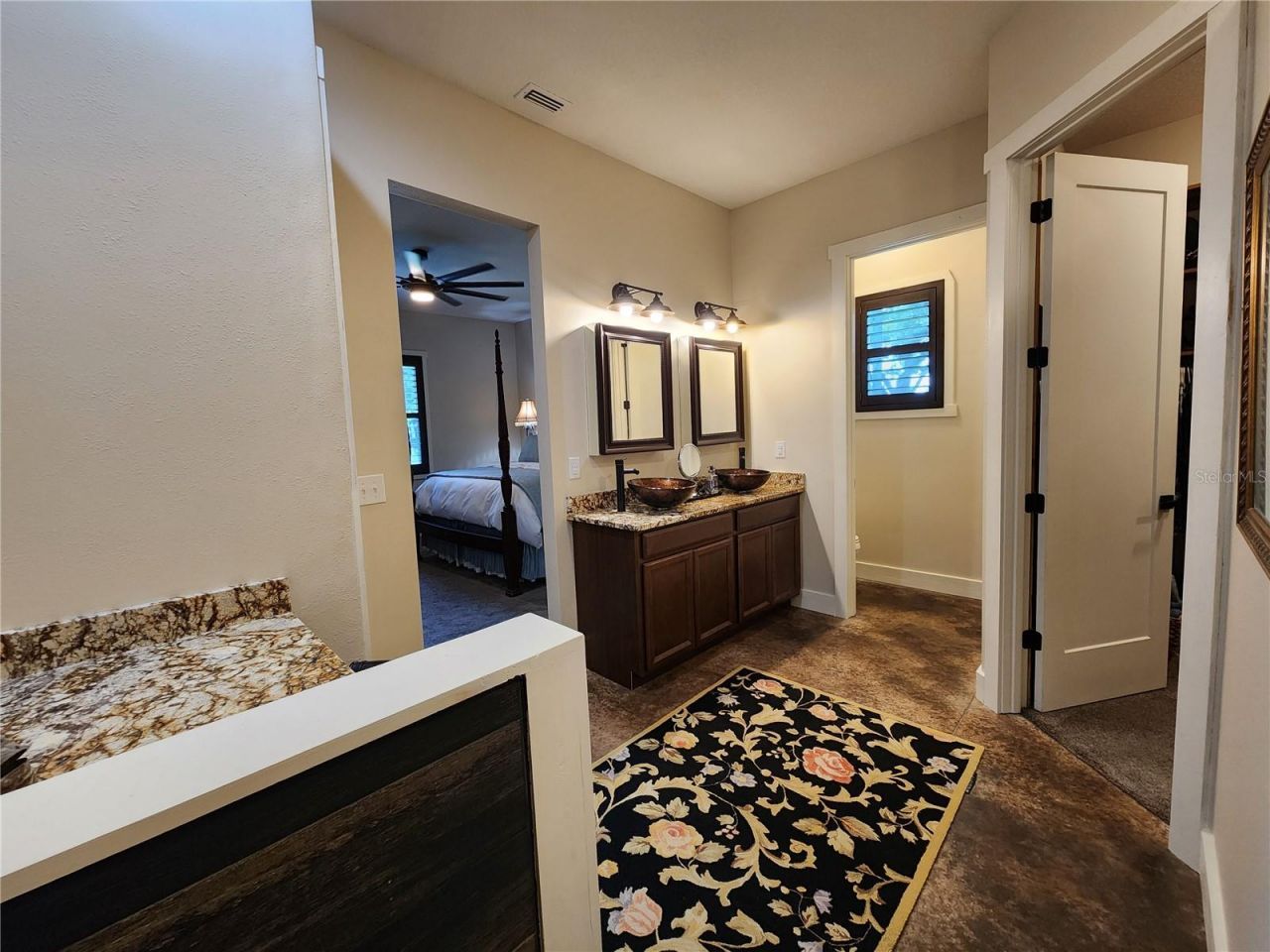 16189 SE 190th Avenue , Weirsdale, FL 32195 Photo