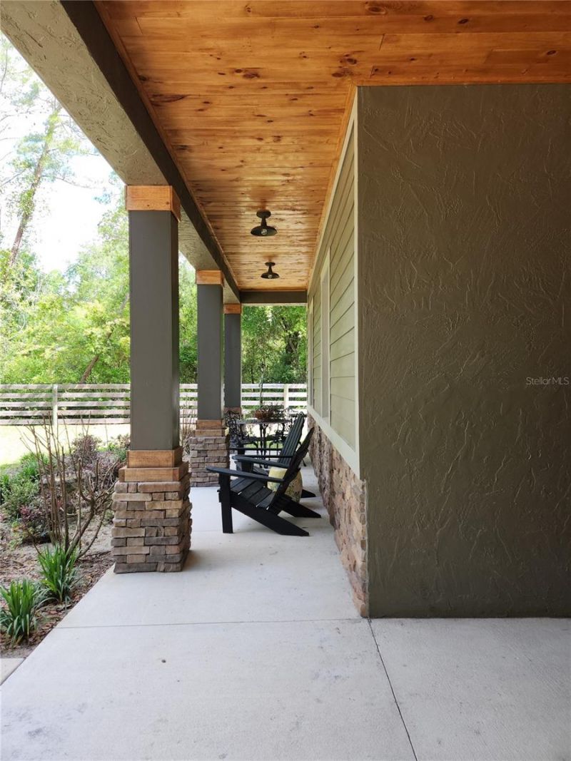 16189 SE 190th Avenue , Weirsdale, FL 32195 Photo