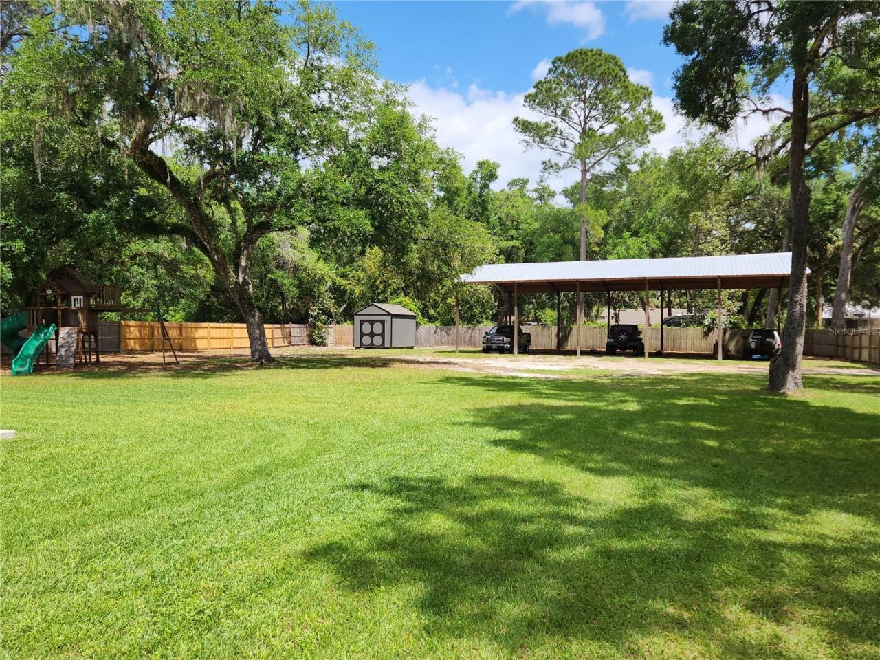 16189 SE 190th Avenue, Weirsdale, FL 32195 Photo