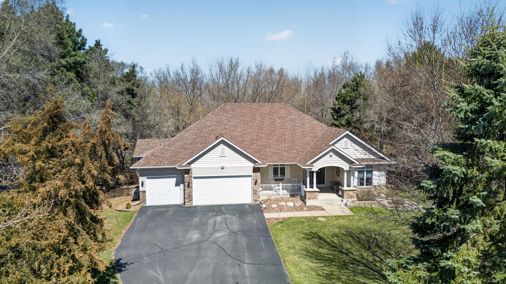 2623 S Coon Creek Drive, Andover, MN 55304