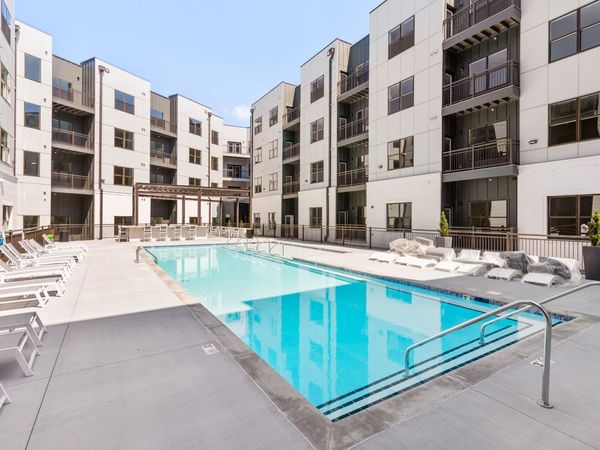 1677 54th Ave N, Unit 202, Nashville, TN 37209