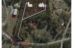 2458 Chapin Road  photo 4