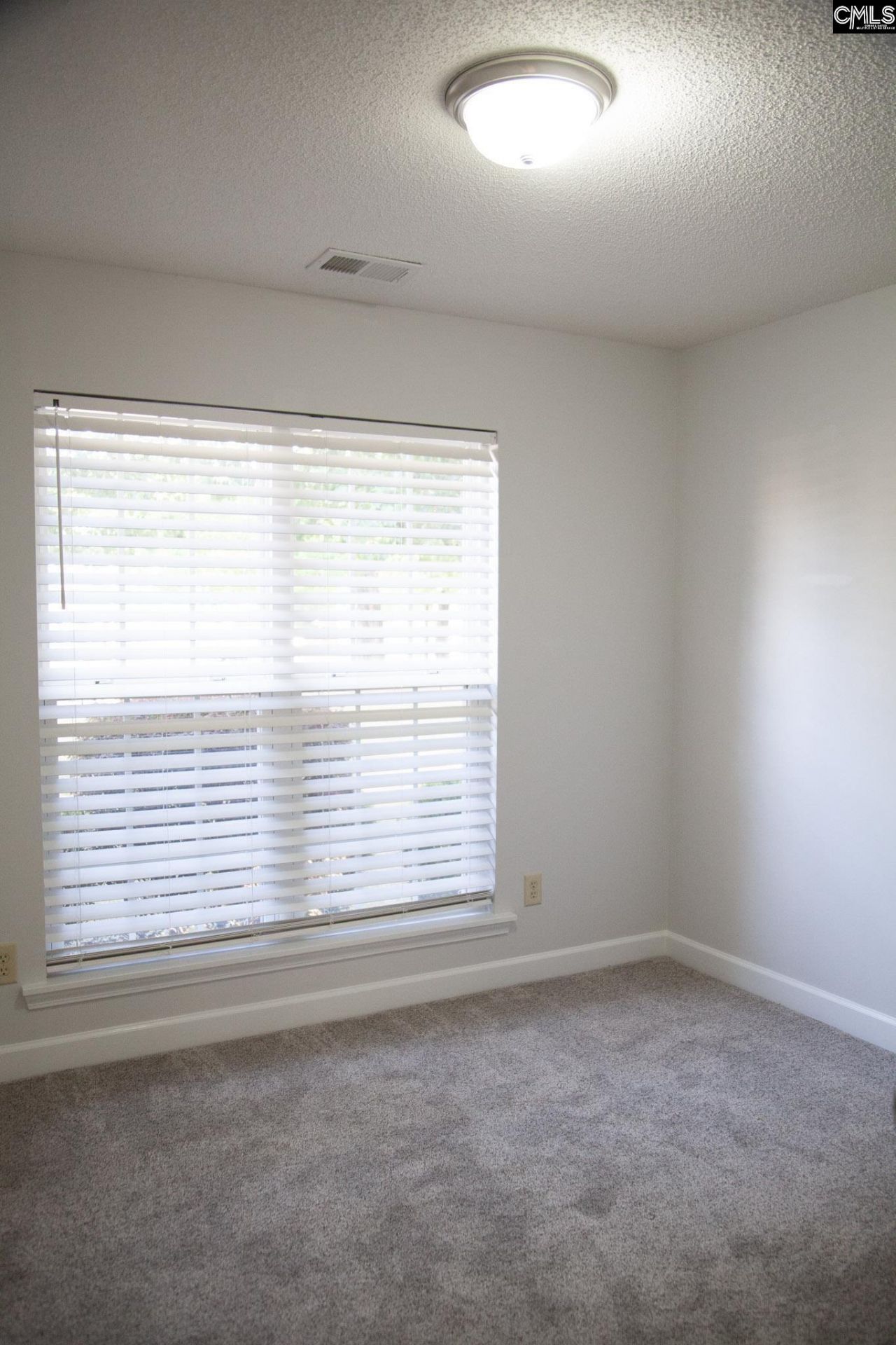 14 Lucerne Drive  Photo 15