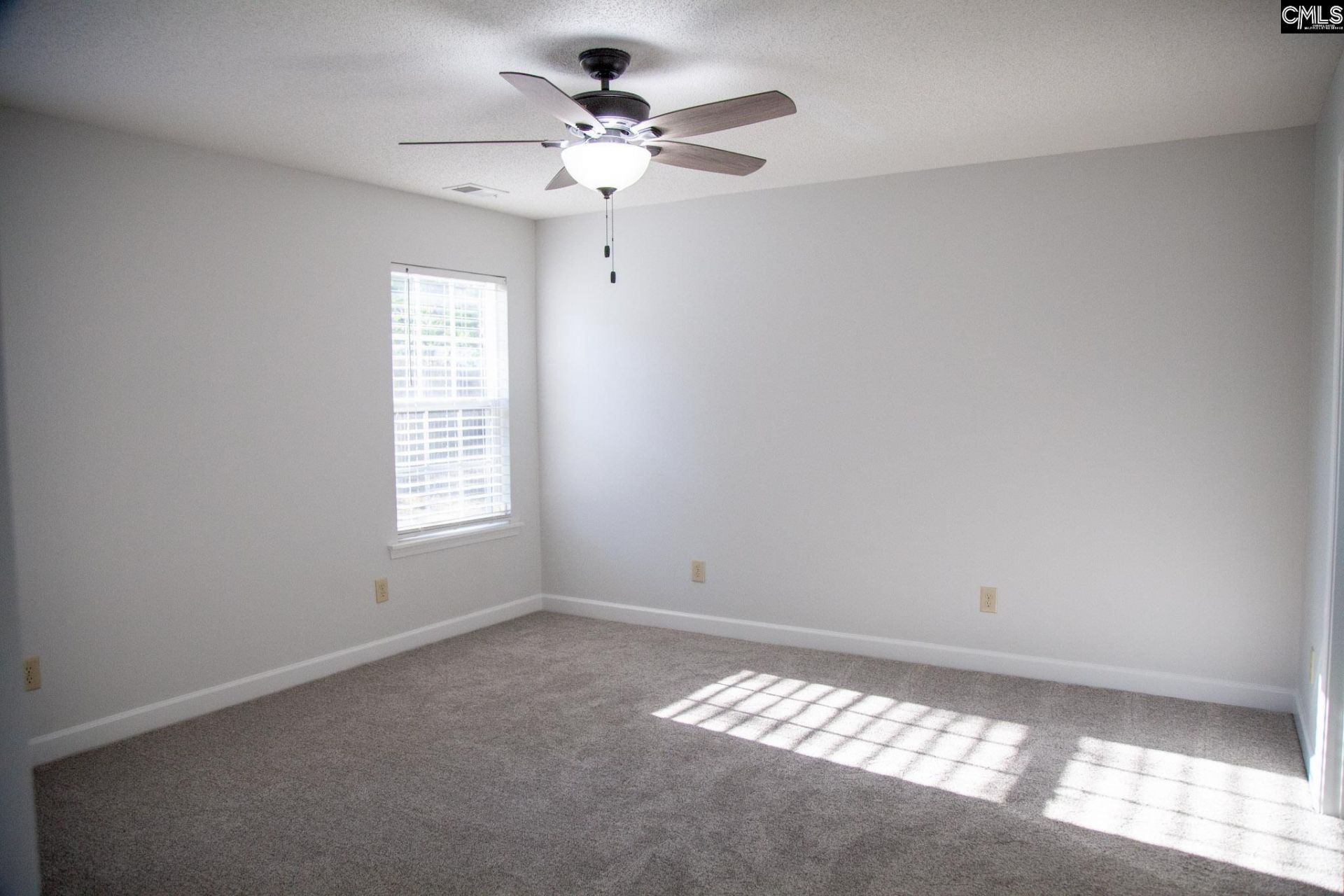 14 Lucerne Drive  Photo 9