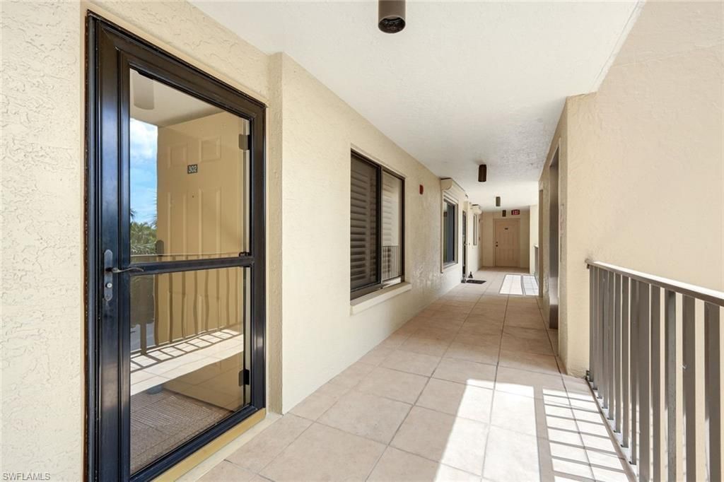 7119 Lakeridge View Ct , Unit 302, Fort Myers, FL 33907 Photo