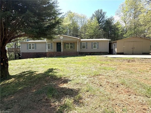 1990 Billings Hill Church Road, Traphill, NC 28685
