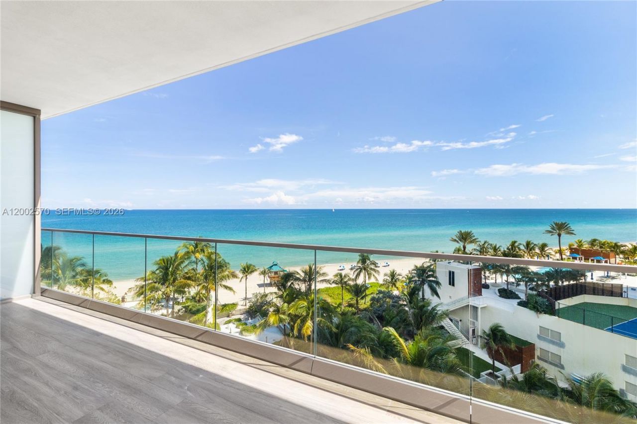 18975 Collins Ave , Unit 504, Sunny Isles Beach, FL 33160 Photo