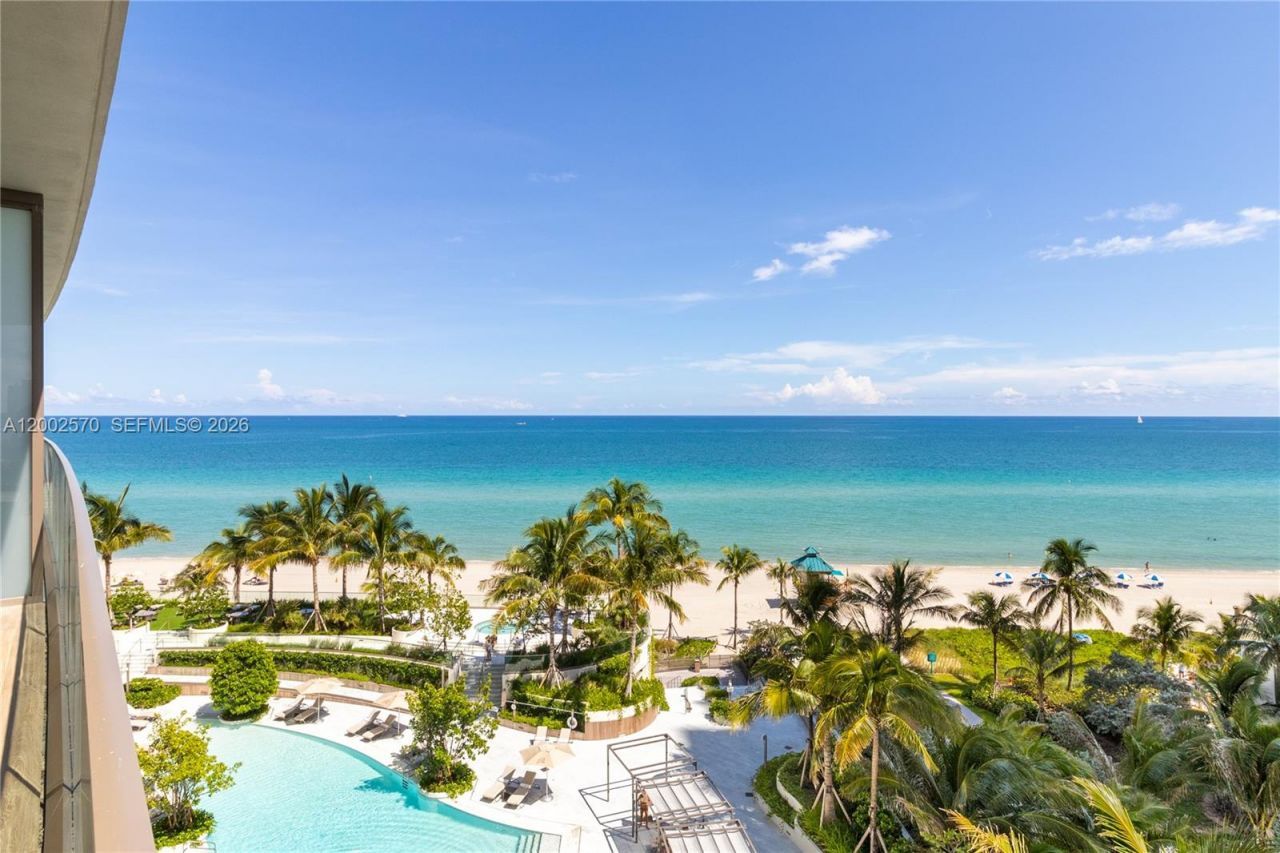 18975 Collins Ave , Unit 504, Sunny Isles Beach, FL 33160 Photo