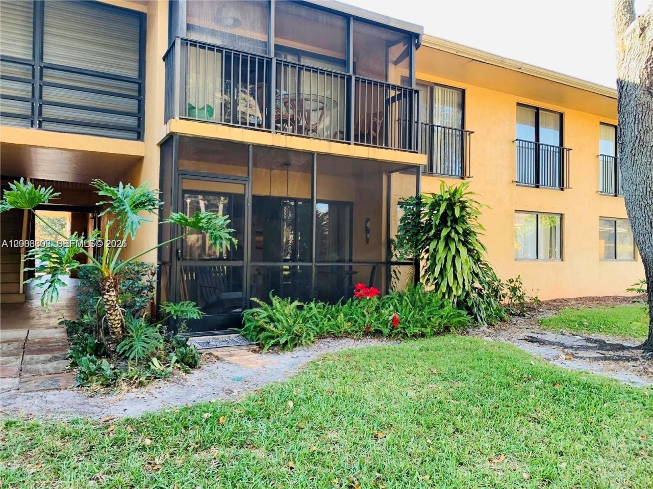 5855 Washington St , Unit 90, Hollywood, FL 33023 Photo