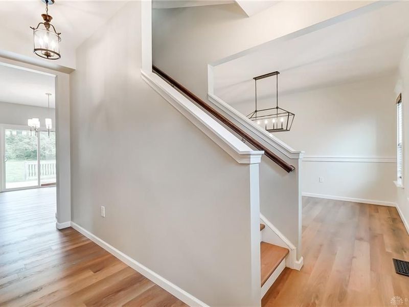 537 Recess Drive, Riverside, OH 45404 Photo 5