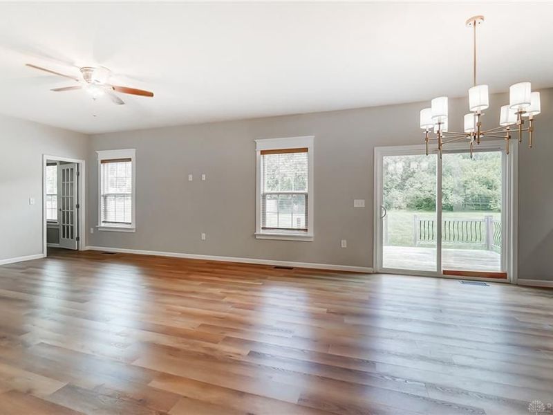 537 Recess Drive, Riverside, OH 45404 Photo 7