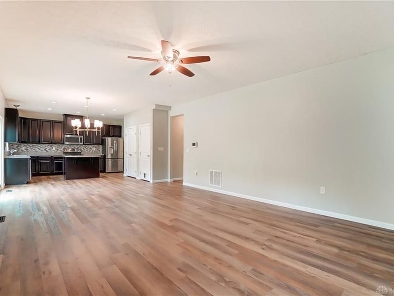 537 Recess Drive, Riverside, OH 45404 Photo 9