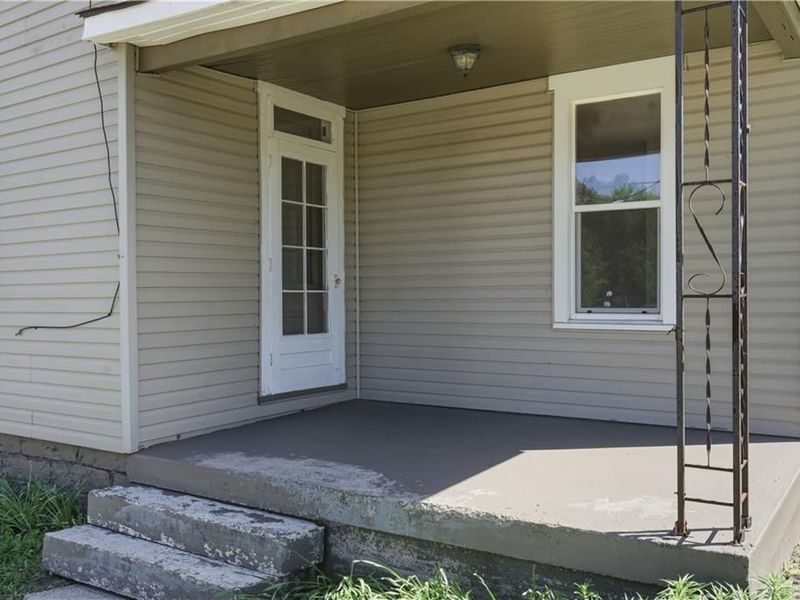 1810 W Main Street, New Lebanon, OH 45345 Photo 5