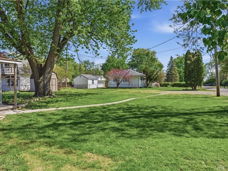 1810 W Main Street, New Lebanon, OH 45345 Photo 6