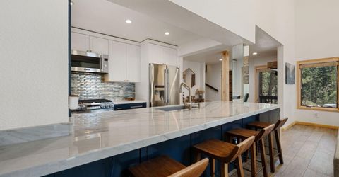 949 Dana Court, Unit 8, Incline Village, NV 89451 Photo