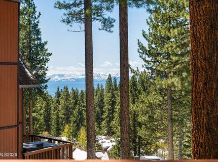 949 Dana Court, Unit 8, Incline Village, NV 89451 Photo