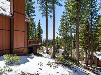 949 Dana Court, Unit 8, Incline Village, NV 89451 Photo