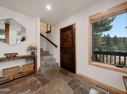 949 Dana Court, Unit 8, Incline Village, NV 89451 Photo